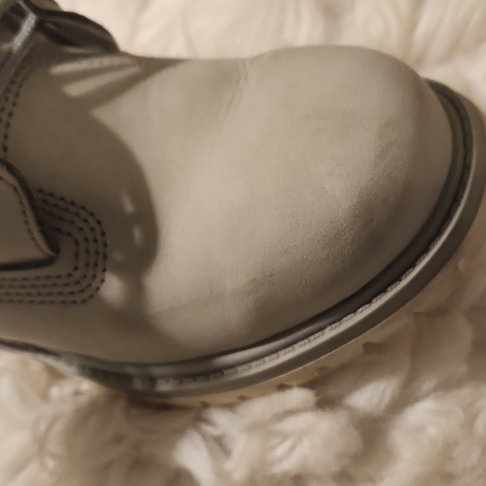 Timberland 6" Boots Womens (8) - Picture 13 of 14